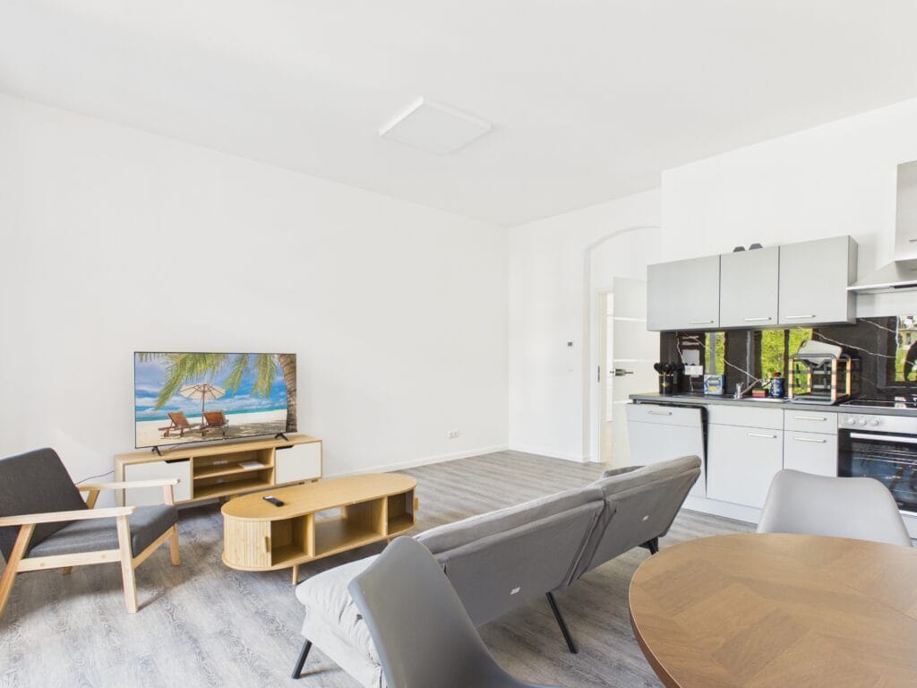 Moderne Ferienwohnung in Görlitz mit Küche und Wohnbereich